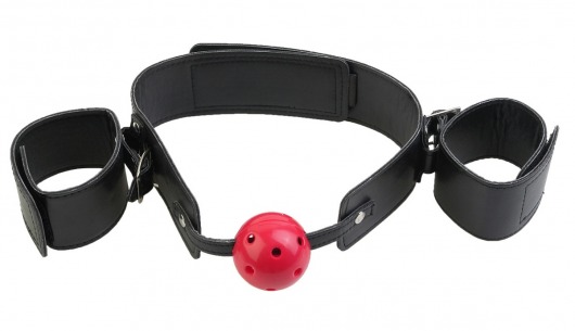 Кляп-наручники с красным шариком Breathable Ball Gag Restraint - Pipedream - купить с доставкой в Раменском