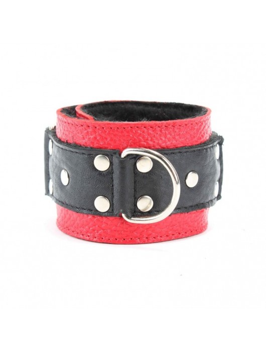 Красно-чёрные кожаные наручники с меховым подкладом - БДСМ Арсенал - купить с доставкой в Раменском