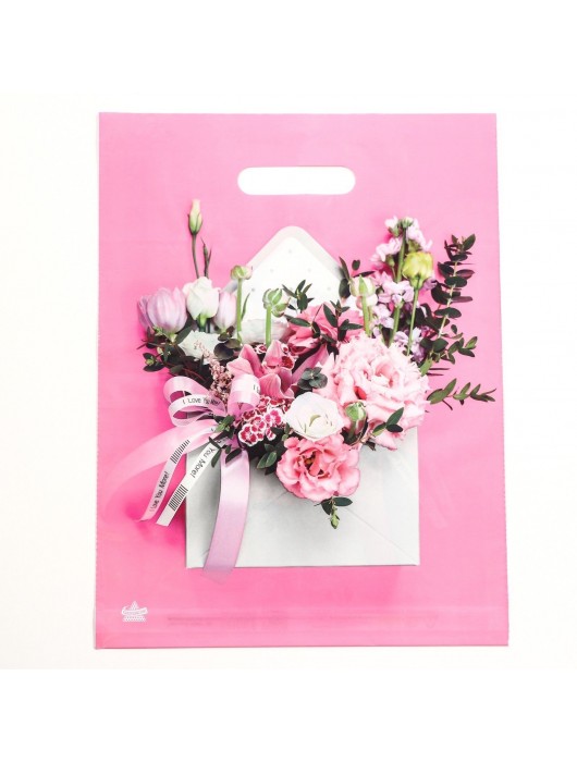 Розовый пакет с цветочным принтом и вырубной ручкой (40х31 см) - Сима-Ленд - купить с доставкой в Раменском